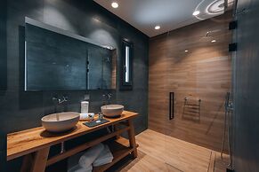 Kosmitis Suites & Villas