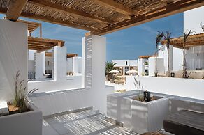 Kosmitis Suites & Villas