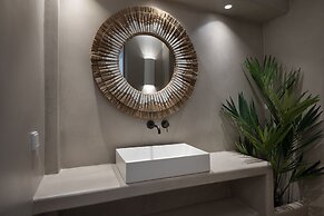 Kosmitis Suites & Villas