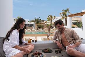 Kosmitis Suites & Villas