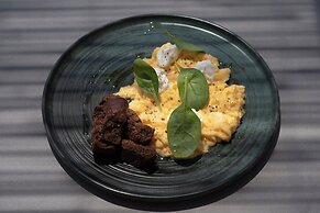 Kosmitis Suites & Villas