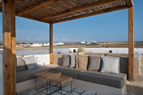 Kosmitis Suites & Villas