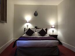 Hotel Raymond VII