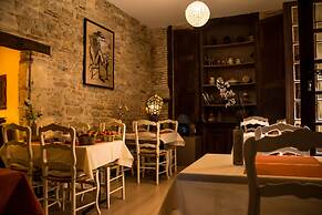 Hotel Raymond VII