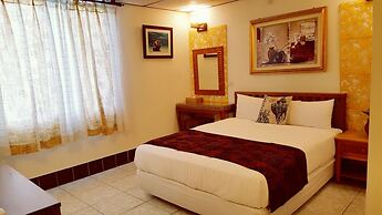 Daban Six Guest House