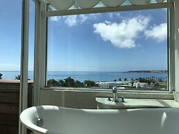 Daban Six Guest House