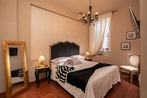 Avignonesi Suites - Domus Collection