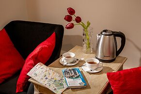 Avignonesi Suites - Domus Collection