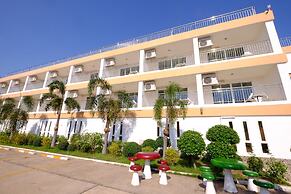 Thatphanom River View Hotel