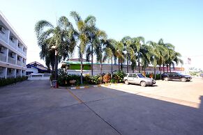 Thatphanom River View Hotel