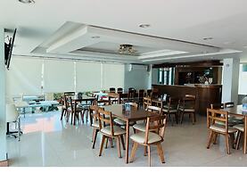 Thatphanom River View Hotel