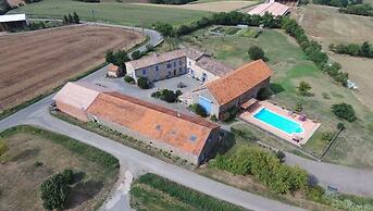 Gîtes et Chambres d'Hôtes Peyrecout Tarn