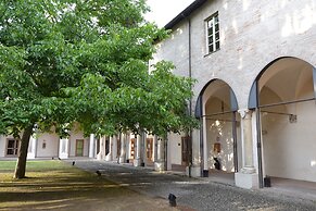 Il Chiostro Hostel and Hotel