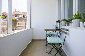 The Harmony Rooms Split