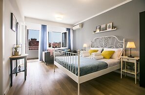 The Harmony Rooms Split