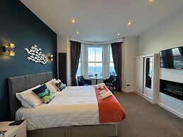 Marlborough Sea View Holiday Apartments