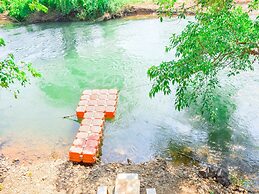 Nana River Kaeng Krachan