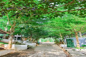 Nana River Kaeng Krachan