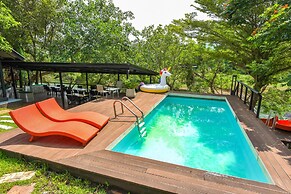 Nana River Kaeng Krachan