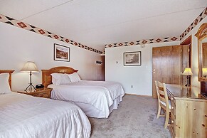 Vs440h Village Square Hotel Room