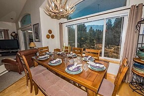 1884 Bakersfield 5 Bedroom Home by RedAwning