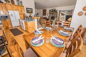 1884 Bakersfield 5 Bedroom Home by RedAwning