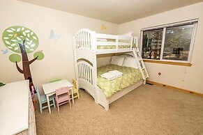 1884 Bakersfield 5 Bedroom Home by RedAwning