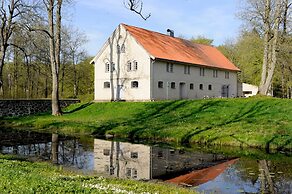 Kronovalls vinslott