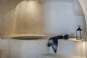 Phaos 1870 A Restored Winery