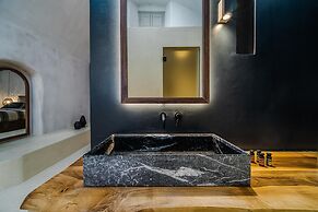 Phaos 1870 A Restored Winery