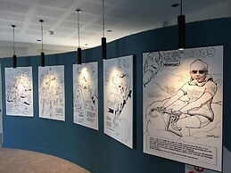 CRJS et Auberge de Jeunesse - Hostel