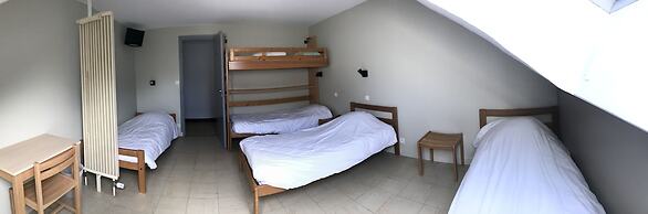 CRJS et Auberge de Jeunesse - Hostel