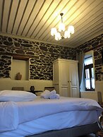 Agios Germanos Traditional Hotel
