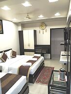 Hotel Jinendra Palace