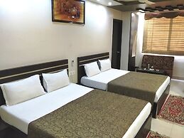 Hotel Jinendra Palace