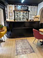 Chez Bore