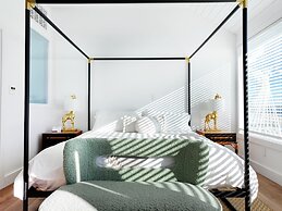 Aqua by American Beech - Adults Only