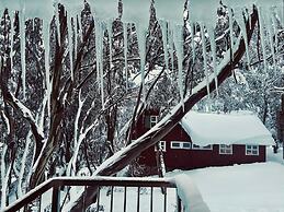 Feathertop Alpine Lodge