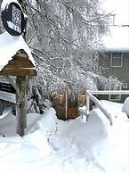 Feathertop Alpine Lodge