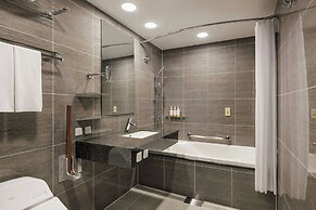 Four Points Flex by Sheraton Yokohama West