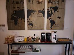 Sleepbox Hotel - Hostel