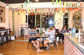 Sleepbox Hotel - Hostel