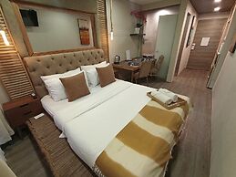 The Staycation - Boutique rooms