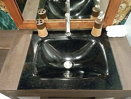 The Staycation - Boutique rooms