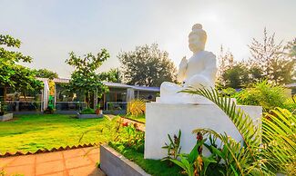 Treebo Lands End Beach Resort Morjim