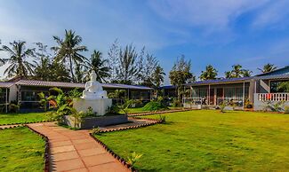 Treebo Lands End Beach Resort Morjim