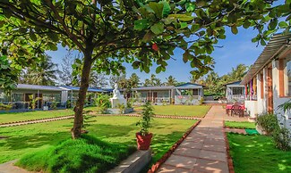Treebo Lands End Beach Resort Morjim