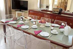 Villa Urso BedWine