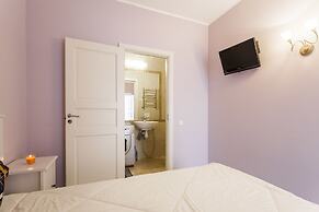 RentalSPb white on Rubinsteina