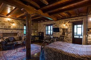 Kokkino Spiti Boutique Hotel